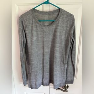 Euc Lululemon Swiftly Tech Long Sleeve Size 10 Black White Stripe